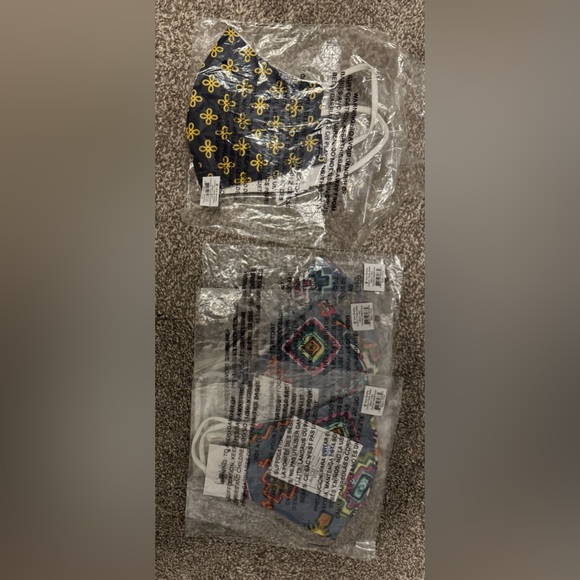 Huge lot of 23 Vera Bradley Cotton Masks NEW - Picture 2 of 5